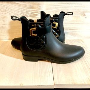 Henry Ferrera Ankle Rain Boots